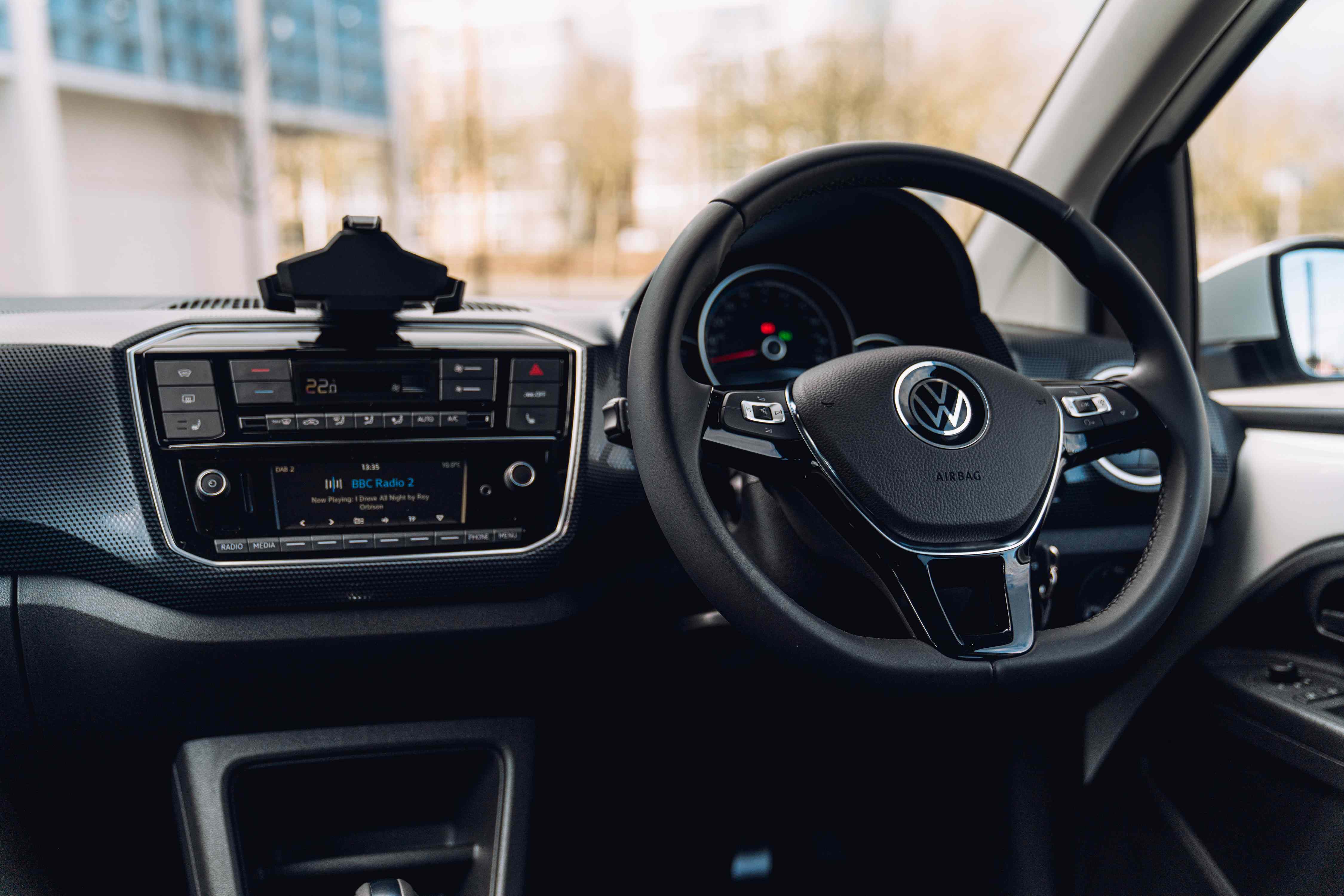 Volkswagen e-up interior